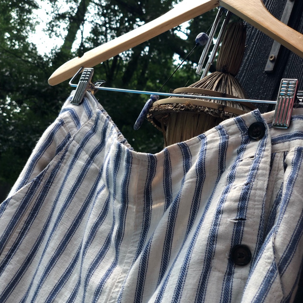 TAHARI striped pants with side button detailing